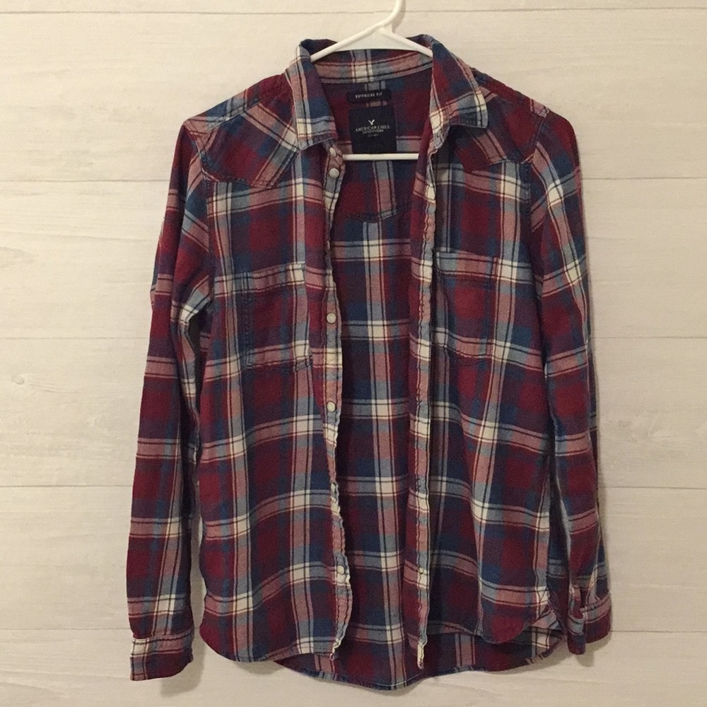 American Eagle Outfitters Long Sleeved Button Down